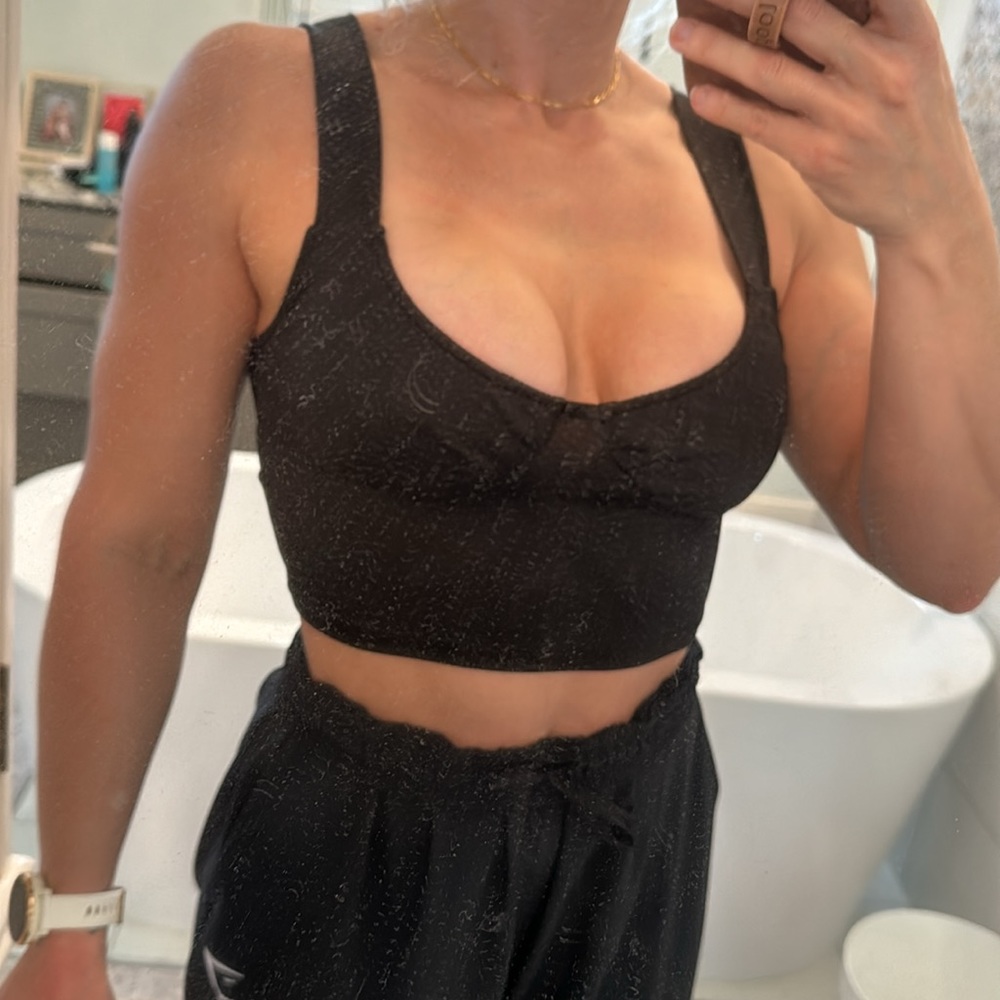 Little black top